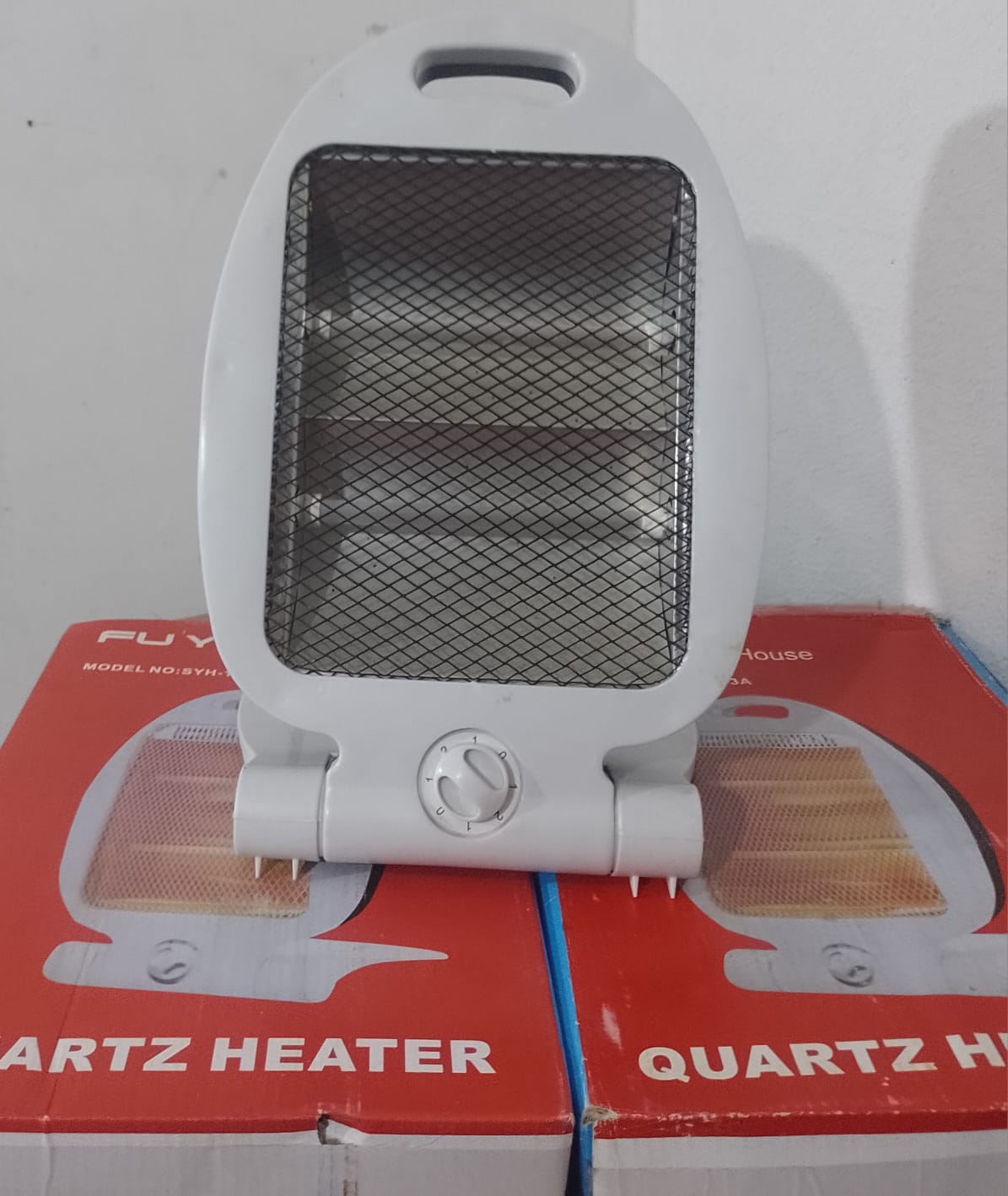 Calefactor Eléctrico Portátil FU YUAN 800W